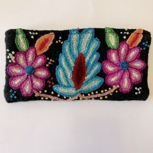 New Peruvian Alpaca Wool Embroidered Bag